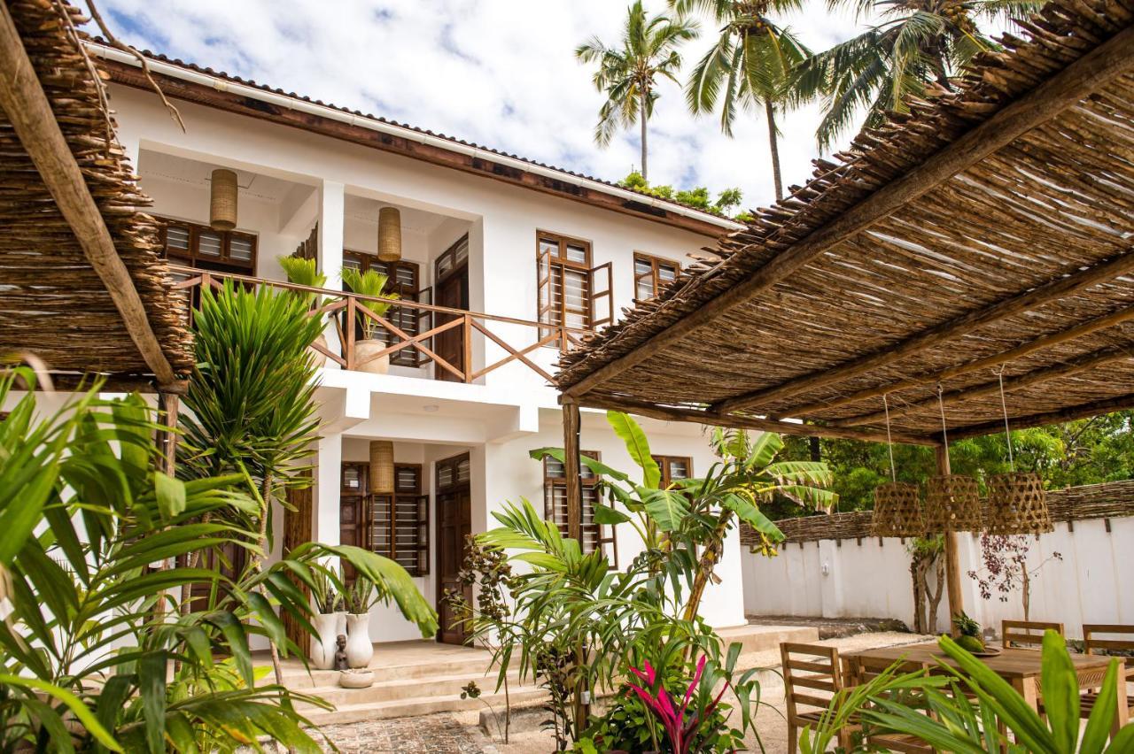 Kima Serviced Beach House & Suites Bwejuu Ngoại thất bức ảnh