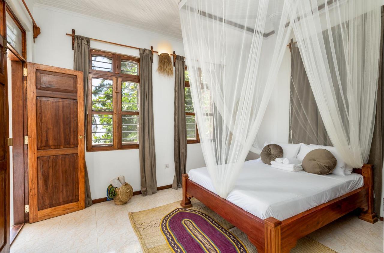Kima Serviced Beach House & Suites Bwejuu Ngoại thất bức ảnh