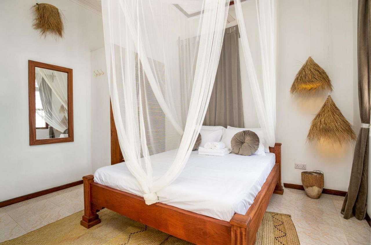 Kima Serviced Beach House & Suites Bwejuu Ngoại thất bức ảnh