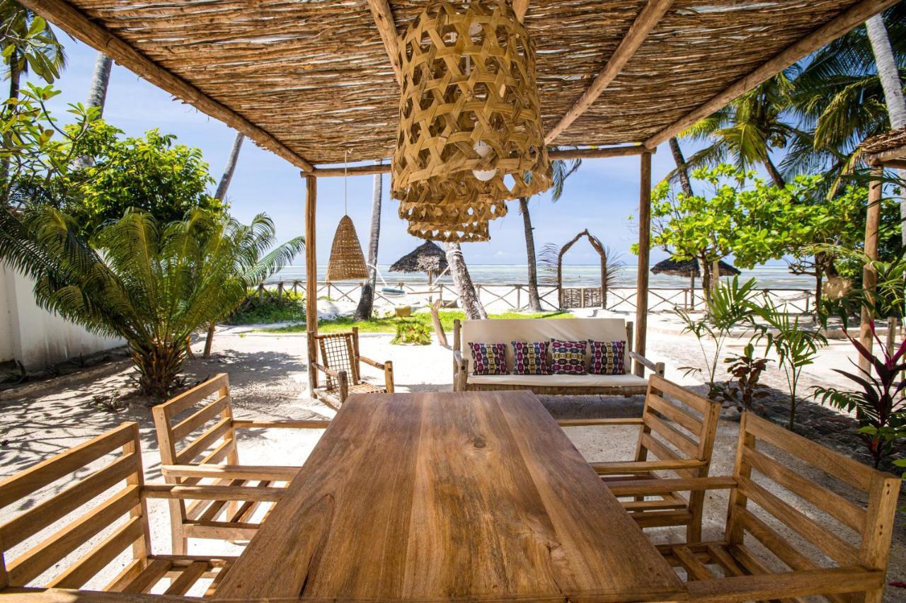 Kima Serviced Beach House & Suites Bwejuu Ngoại thất bức ảnh