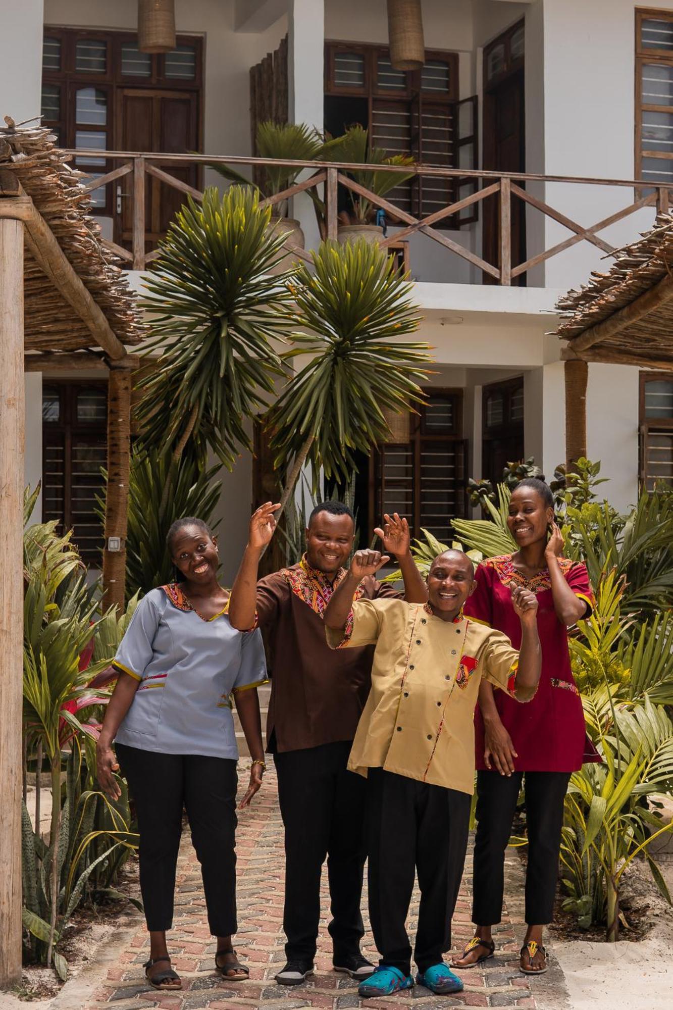 Kima Serviced Beach House & Suites Bwejuu Ngoại thất bức ảnh