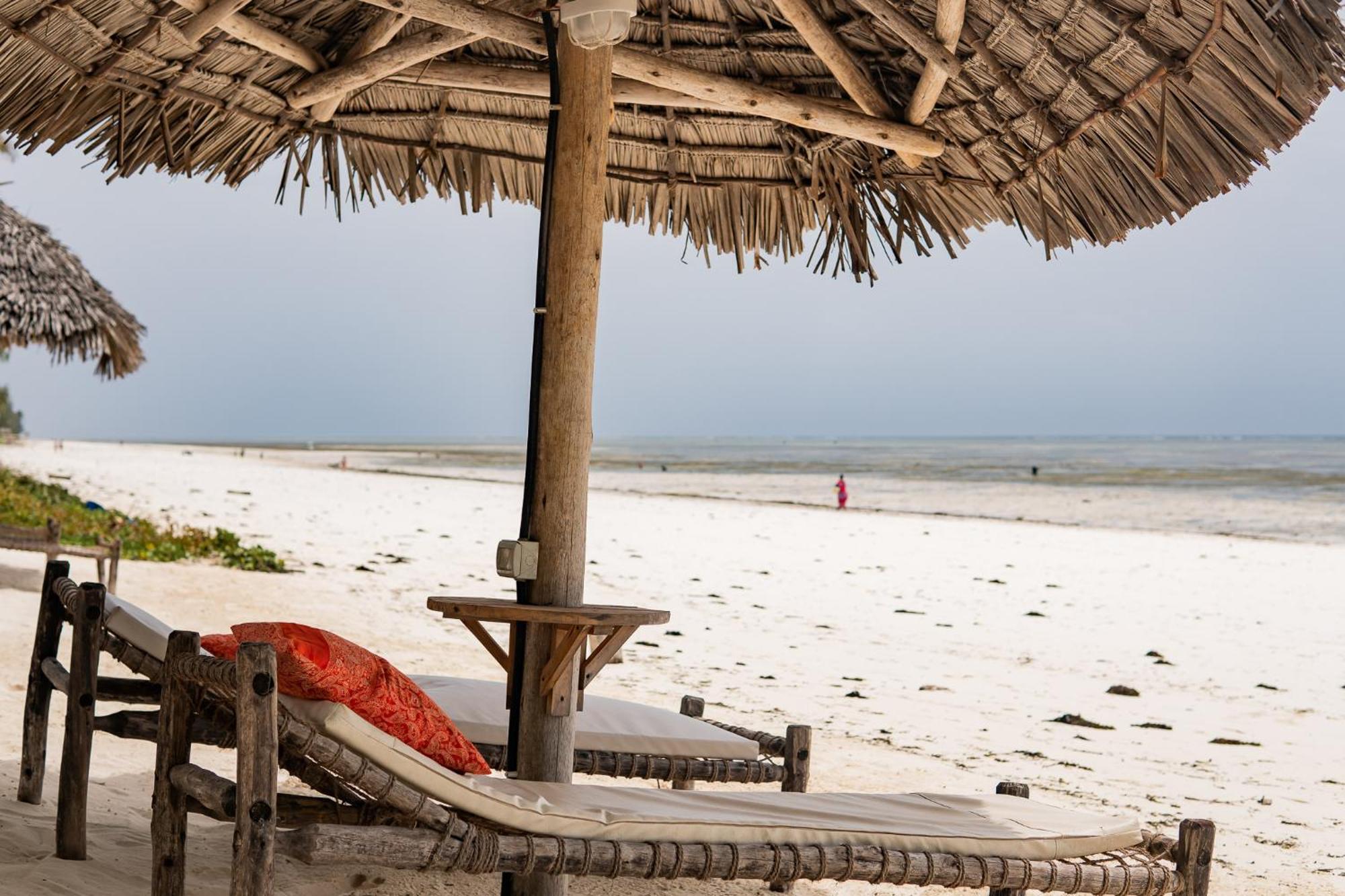 Kima Serviced Beach House & Suites Bwejuu Ngoại thất bức ảnh